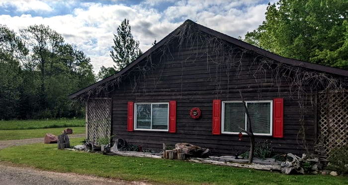 Rainbow Lodging (Rainbow Motel & Cabins)